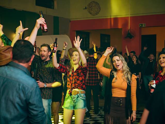 Formaturas de Festa da Associação dos Amigos e Funcionários  do Sicredi Centro Serra