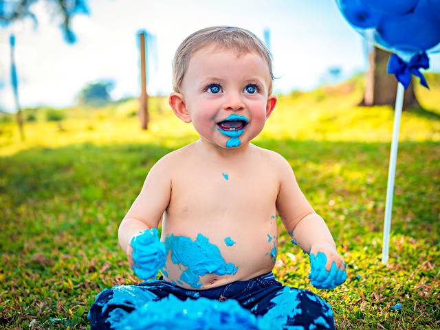 Crianças de Smash The Cake Venâncio