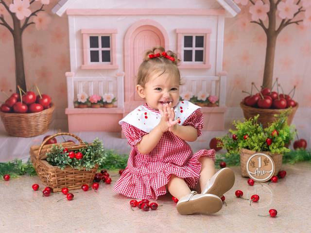 Acompanhamento Mensal Menina de Milena - 1 ano