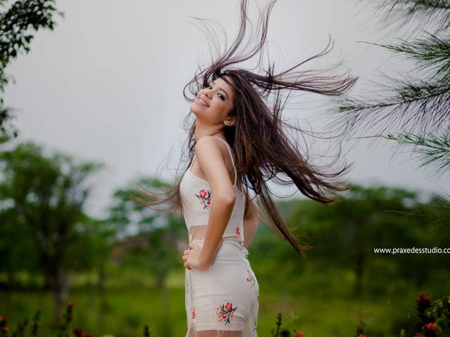 Ensaio  Feminino de Kyvia 15 anos