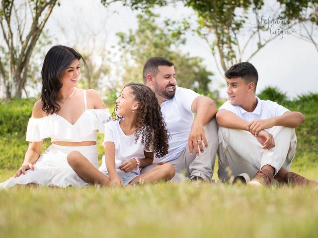 Família de Djunia e Família