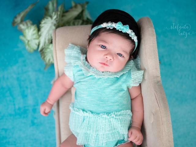 Newborn de Newborn Lavínia