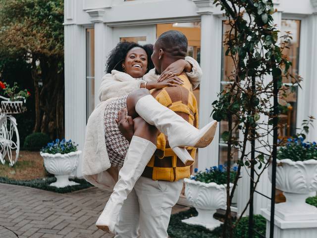 Casais e Casamentos  de Sulamita e Gandhi  | Ensaio fotográfico de casal no Colline de France. 