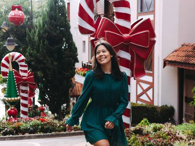 Ensaios fotográficos de Sabrina | Ensaio fotográfico feminino no Natal Luz de Gramado