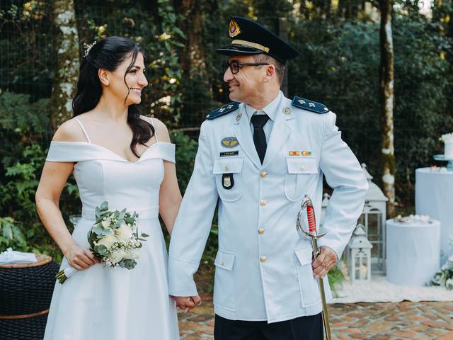 Casais e Casamentos  de Ellen e Juliano – Renovação de votos e bodas de casamento intimista no Hotel Jangal das Araucárias.