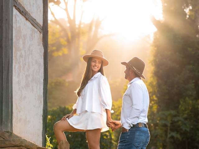 Ensaios de Pré-Casamento de Nova Era - MG Vitória e Tiago