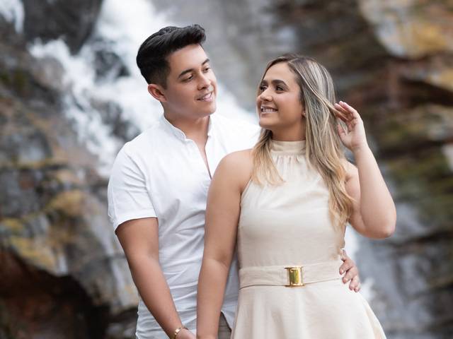 Ensaios de Pré-Casamento de Portal da Serra - MG - Mayara e Victor