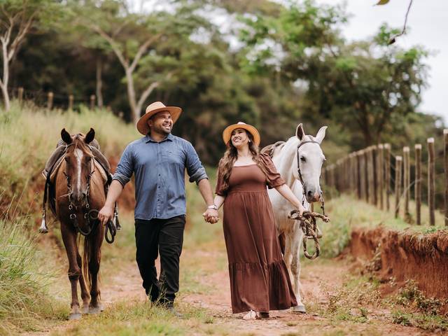 Ensaios de Pré-Casamento de Fazenda da Vargem - Nova Era - MG Letícia e Thiago