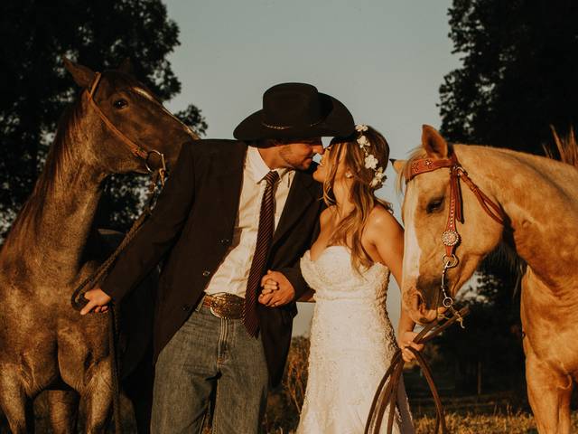 Casamento Intimista  de Bruna e Rafael | Casamento Rústico na Fazenda 