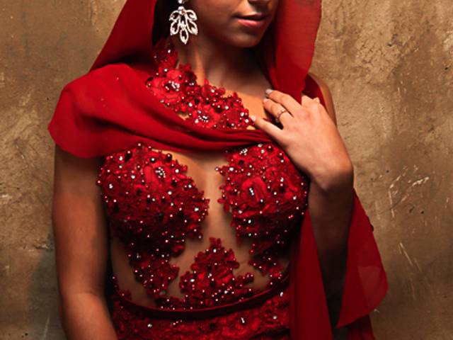 EDITORIAL de VESTIDOS DE NOIVAS E FESTAS.