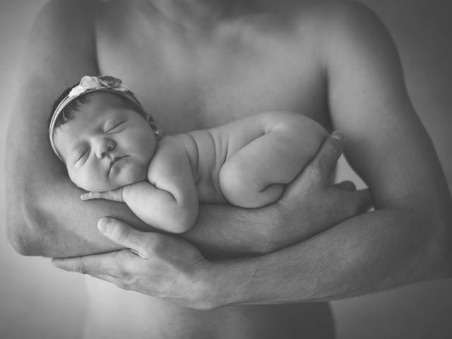 Ensaio New Born de Fotos com os pais e irmãos