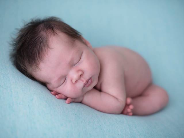 Ensaio New Born de Ensaio recém-nascido Théo