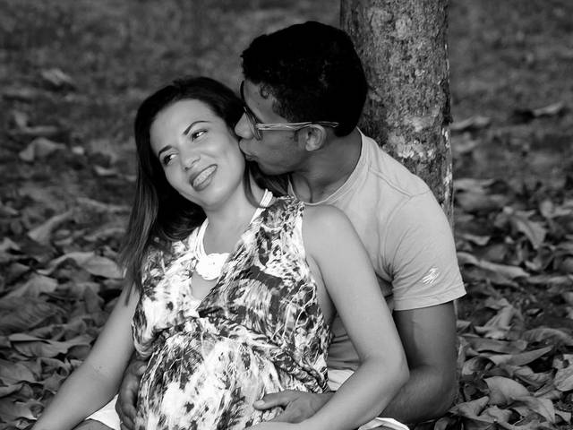 Gestante de Kananda á espera de Alice