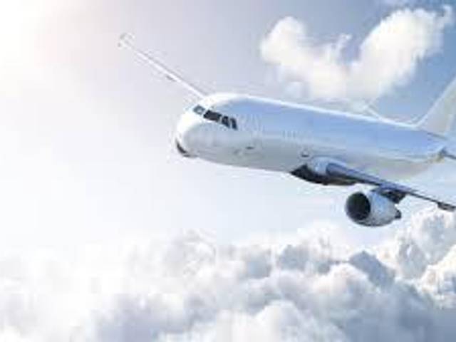 Expedia of  [[flights, hotels]]Does Expedia actually refund money?