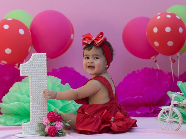 SMASH THE CAKE de SMASH THE CAKE | BEBÊ | FOTO UM ANO