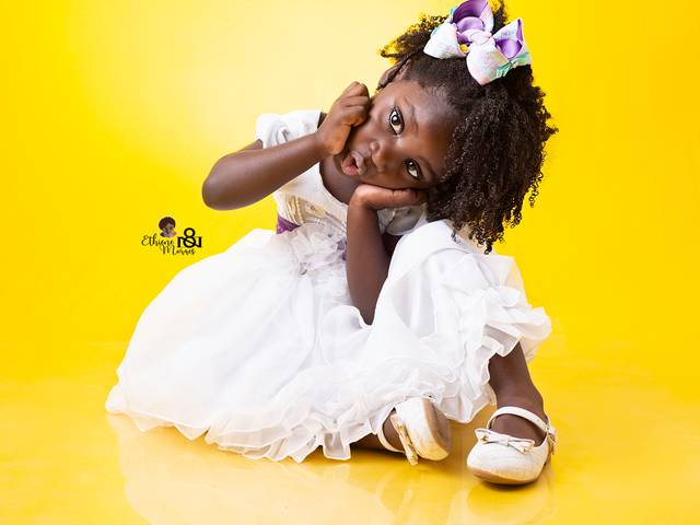 Acompanhamento Infantil de Ensaio Fotográfico Flora