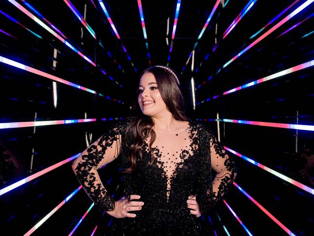 15 anos de  Maria Luiza 