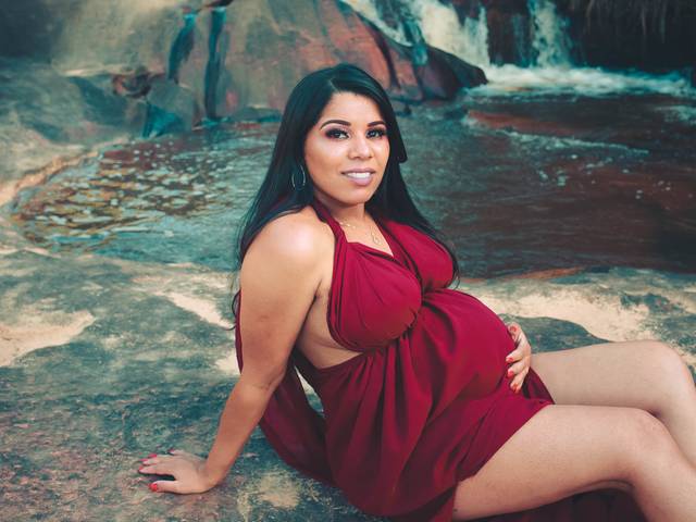 Ensaio Gestante de À espera do Théo