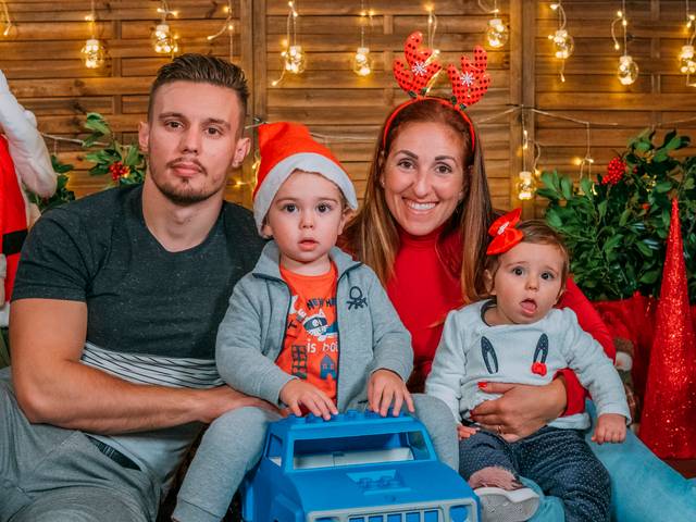 Estudio de Família de Salvador e Noa