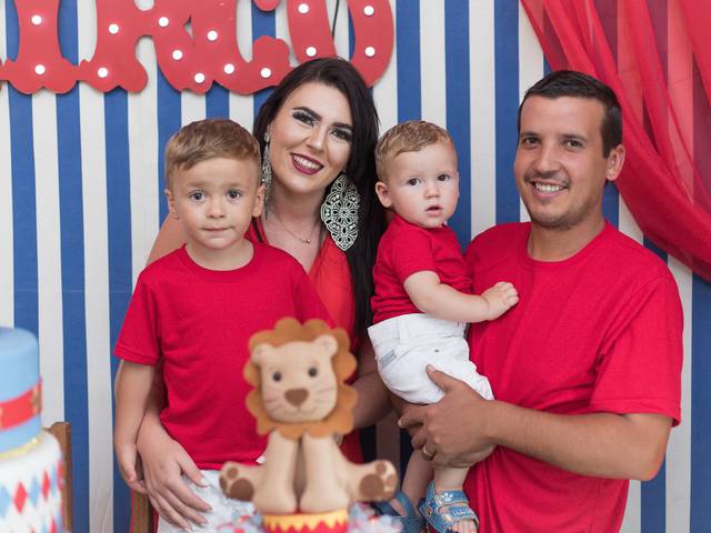 Festa de aniversário de Tiver João Pedro e João Miguel