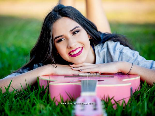 Book de Maria Eduarda 15 Anos