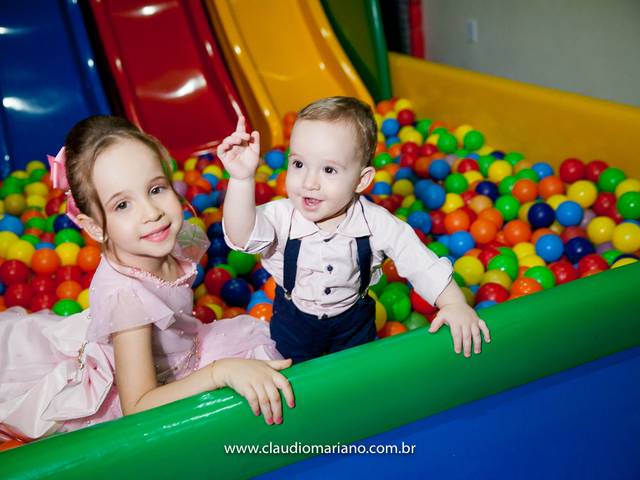 Infantil de Aniversário Lucas 1 e Laura 5 Anos 