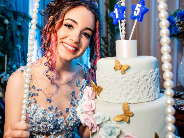 15 Anos  de Mikaelly Lima