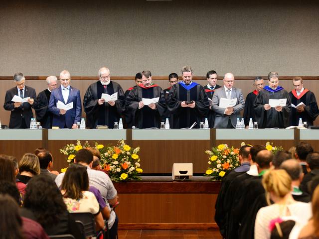 Formaturas de Andrew Jumper - Mackenzie 