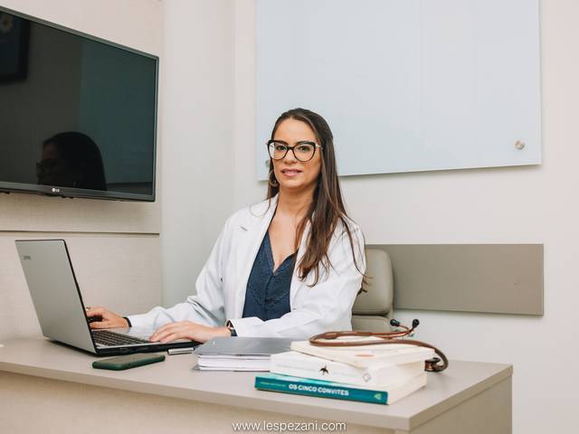 Marca Pessoal de Retratos para Personal Branding Dra. Carla Quintão