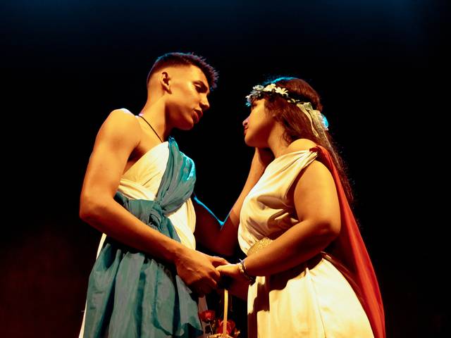 ENCENAÇÕES  de TEATRO 