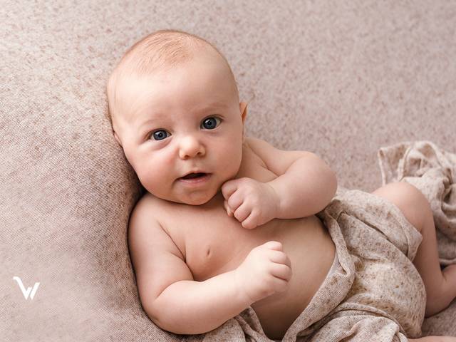 BEBÉS & CRIANÇAS de 3 Meses Isaac