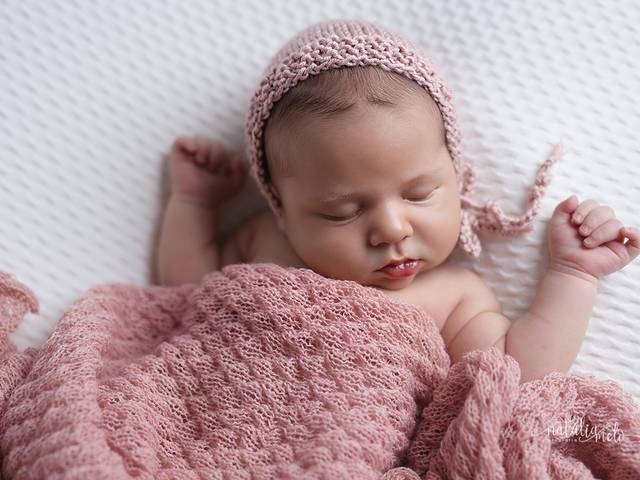 Newborn de Ensaio recém-nascido - Isabella