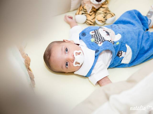 Bebês de Acompanhamento João Pedro - 1 mês
