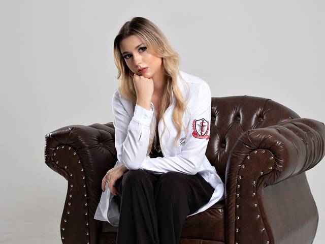 Estúdio de Ensaio Meio Curso Odonto - Gabrielly Sarah