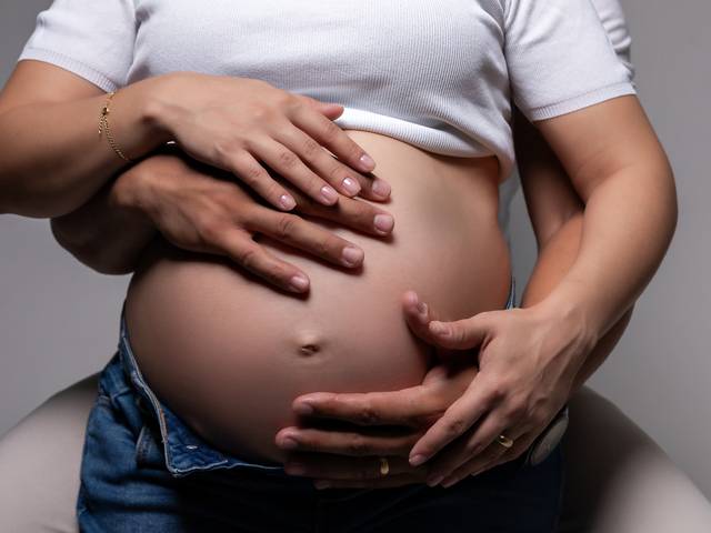 Gestante de Ensaio de Gestante em Estúdio - Myllena