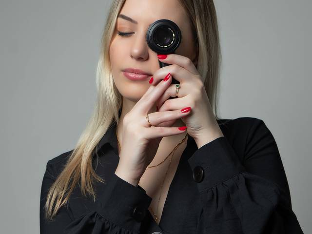 Corporativo de Ensaio Profissional Médica Dermatologista - Catarina Michels