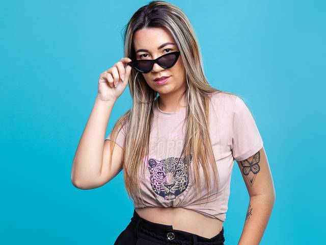 MODA  de ENSAIO DE MODA FUNDO COLOR 