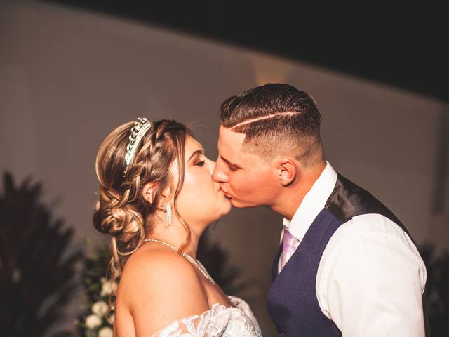 Família de Casamento da Caroline e Adriano !!! Trabalho realizado com o fotógrafo @matheuspucinelli_