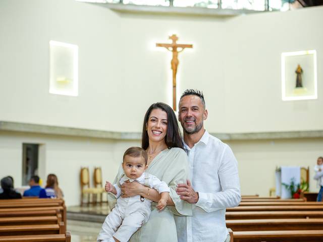 Família de BATIZADO NA IGREJA 