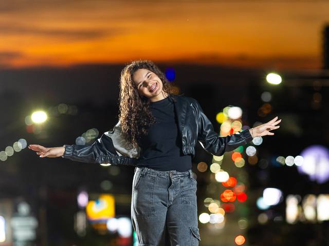 Família de Ensaio Bokeh Night na cidade de Assis  para os 18 anos da Ana Laura 