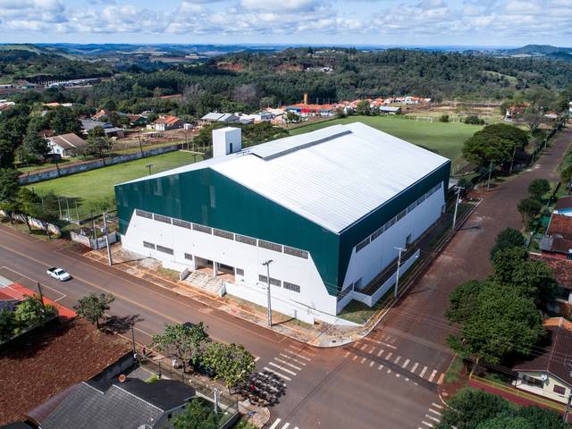 Publicas de Ginásio de Esportes Municipal