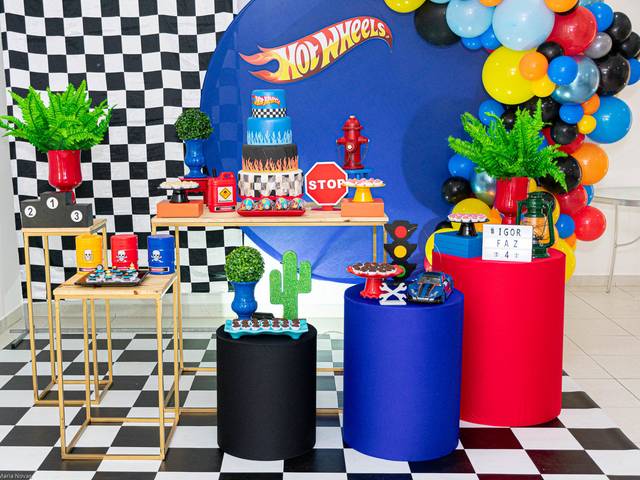 Festa Infantil de Decoração - Hotwheels