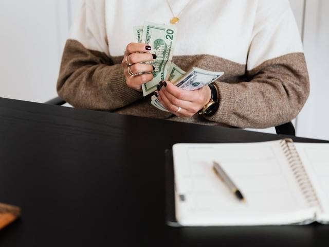 Accounting Services of Benefits of Outsourcing Accounting for Business Growth in 2025