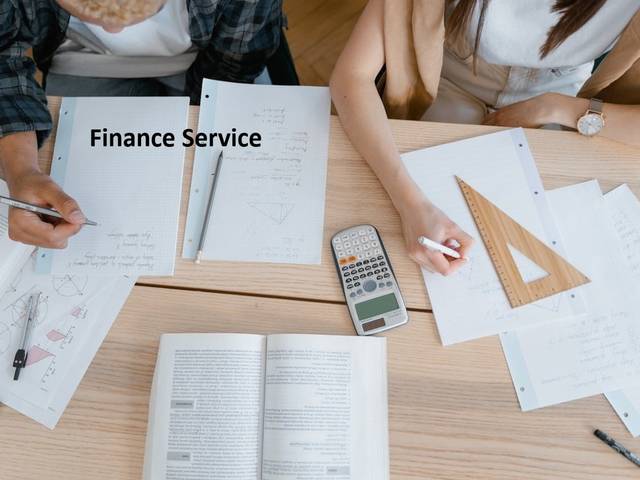 Finance of  What is the difference between bank capital and assets?