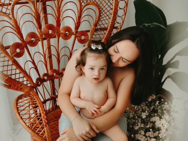 Mini Sessão Amamentar Vale Ouro 2023 de Bruna e Cecília - Amamentar Vale Ouro 