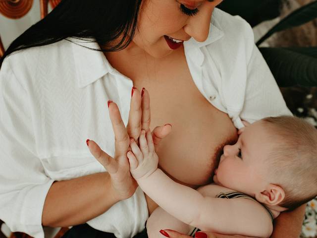 Mini Sessão Amamentar Vale Ouro 2023 de Katiucia e João Ivo - Amamentar Vale Ouro 