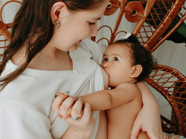 Mini Sessão Amamentar Vale Ouro 2023 de Larissa e Cecília - Amamentar Vale Ouro 