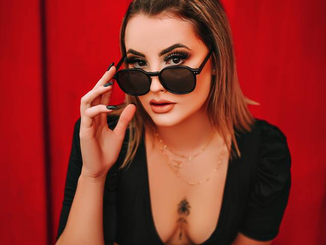 Feminino de Ana Luiza