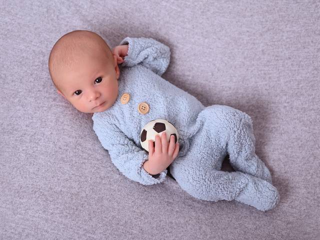 Newborn de NEWBORN | THEO