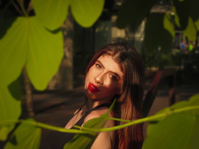 retrato feminino de Sara